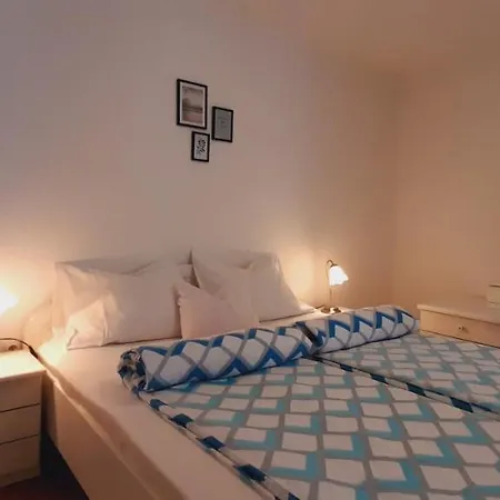 Guest house Pansion Ivan & Ivana 3*