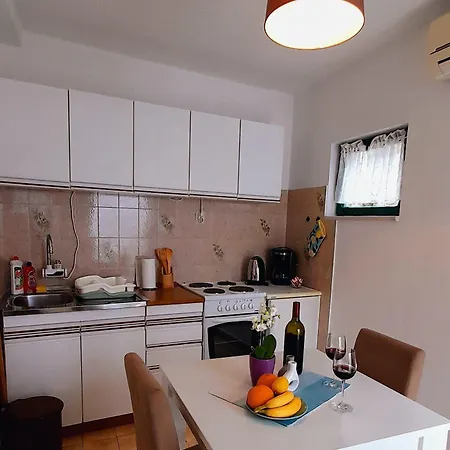 Pansion Ivan & Ivana Guest house 3*